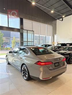 بي ام دبليو الفئة 5